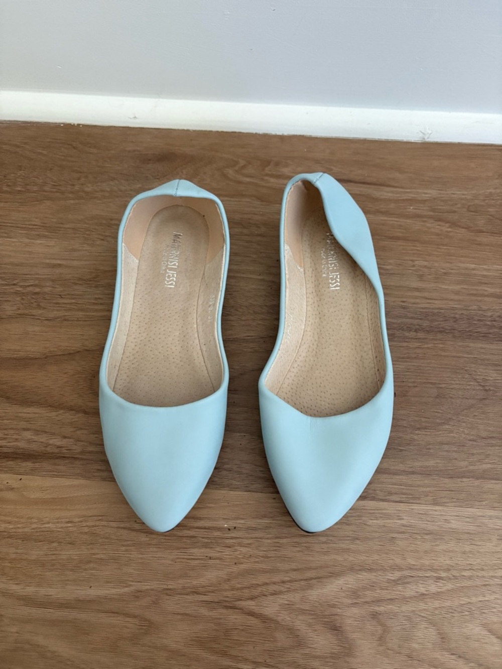 Women's Light Blue Pointed Toe Flats